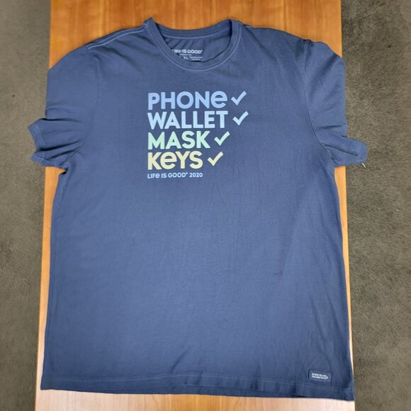 Life Is Good Men's Navy Phone Wallet Mask Keys Short Sleeve Crusher Tee - XL - Picture 5 of 8
